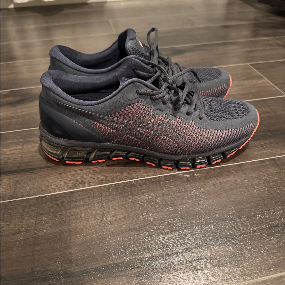 Asics Dark Blue and Pink Athletic Shoes with Breathable Mesh and Supportive Heel